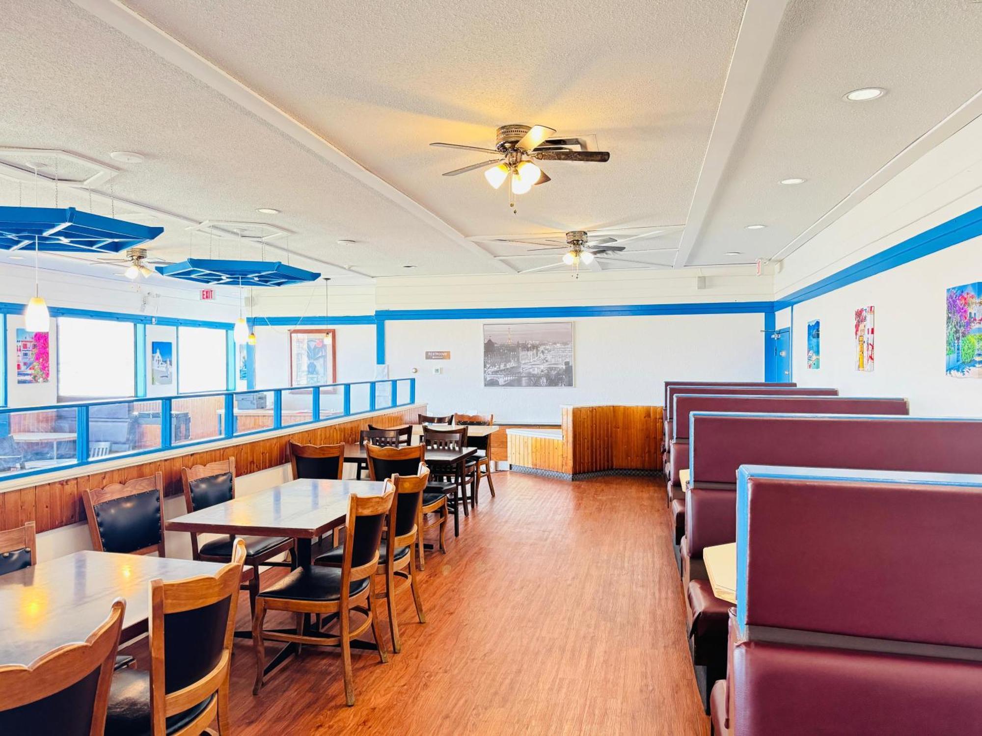Hotel Ramada By Wyndham Dawson Creek Exteriér fotografie