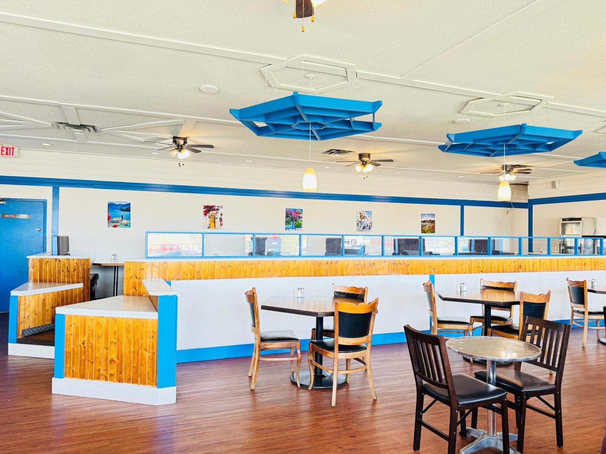 Hotel Ramada By Wyndham Dawson Creek Exteriér fotografie