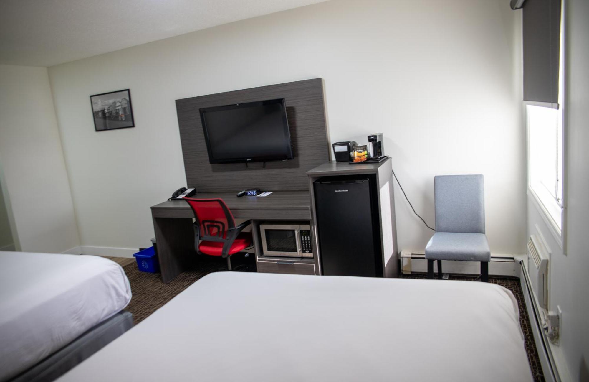 Hotel Ramada By Wyndham Dawson Creek Exteriér fotografie