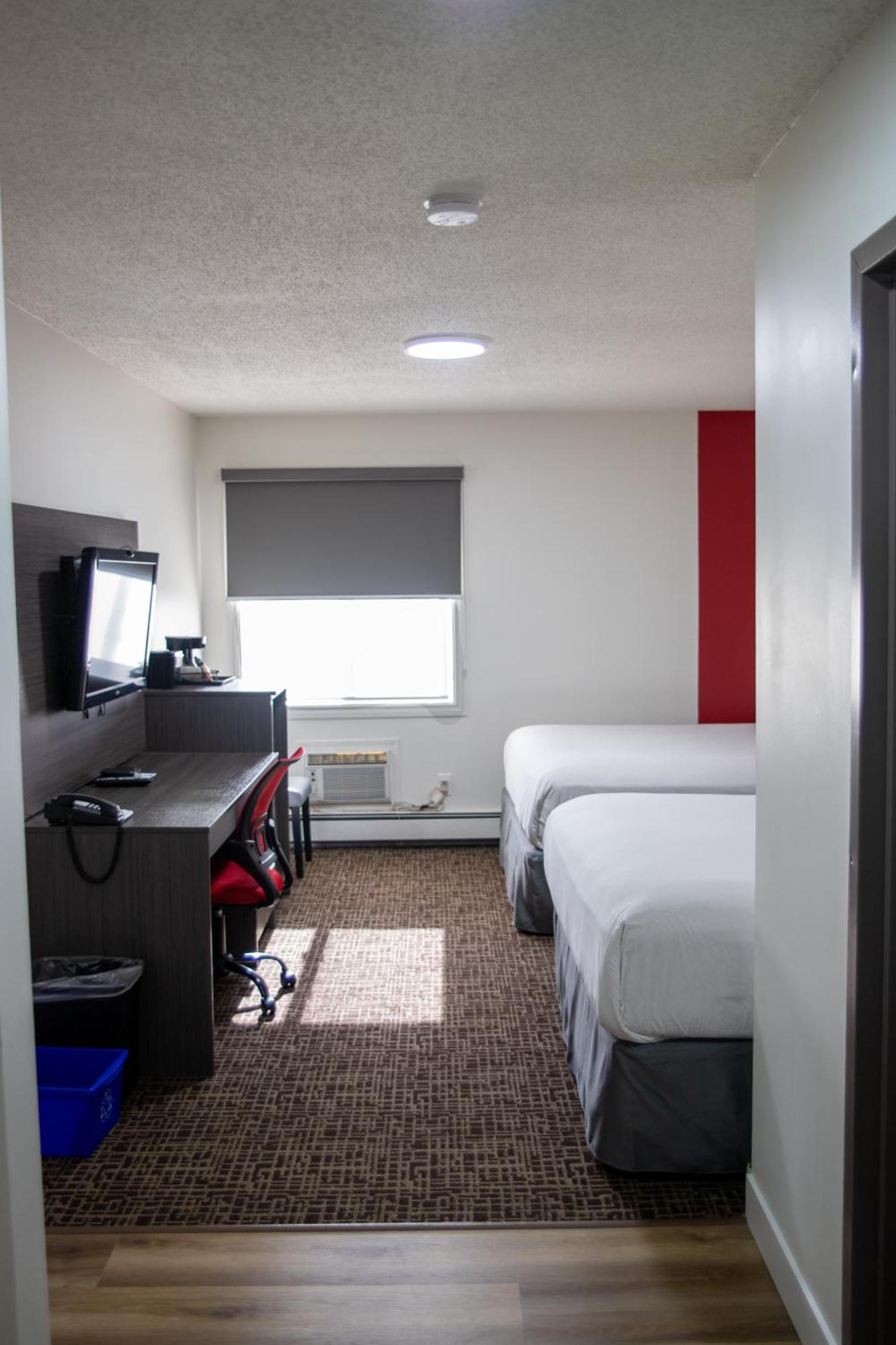 Hotel Ramada By Wyndham Dawson Creek Exteriér fotografie