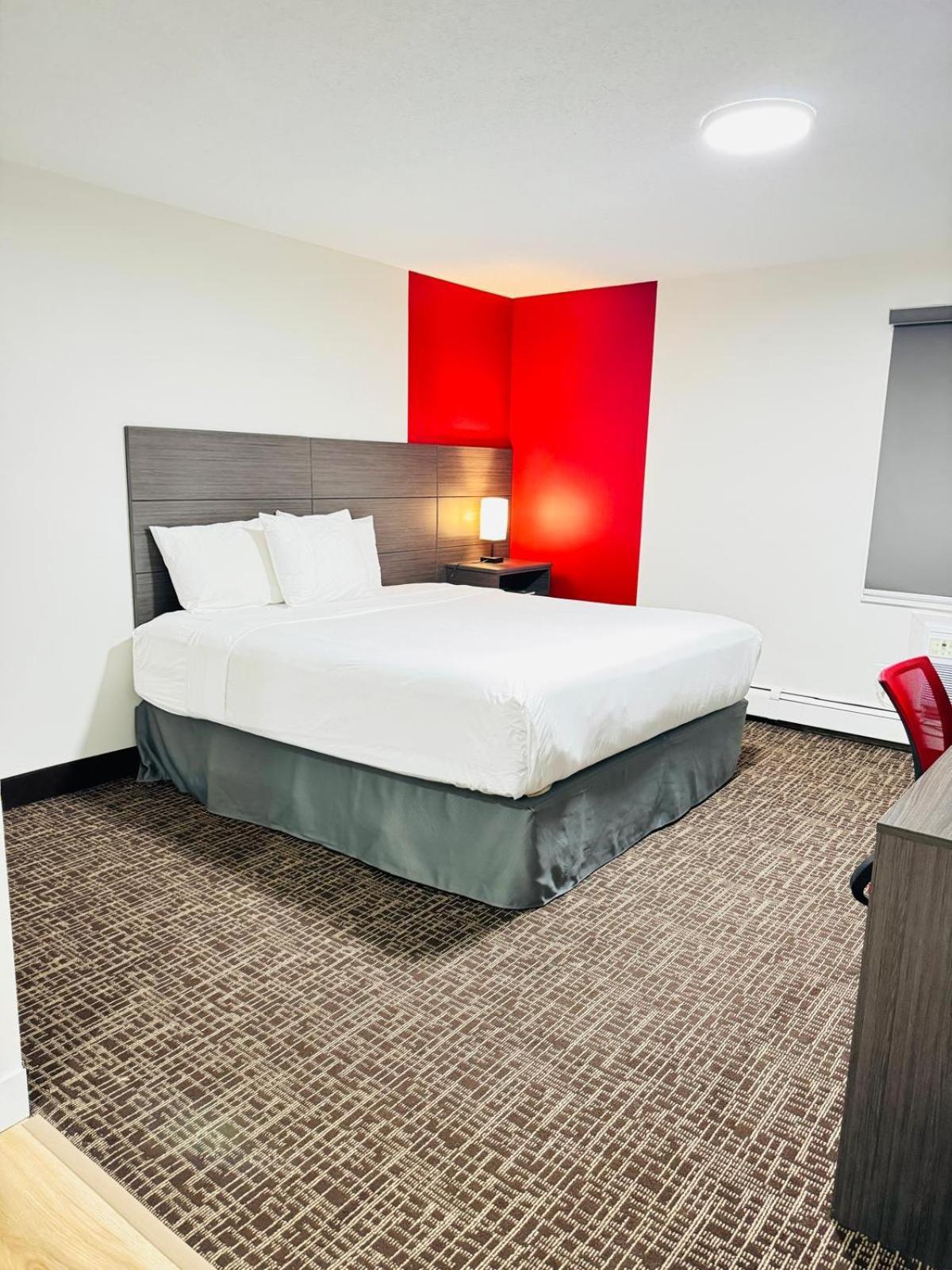 Hotel Ramada By Wyndham Dawson Creek Exteriér fotografie