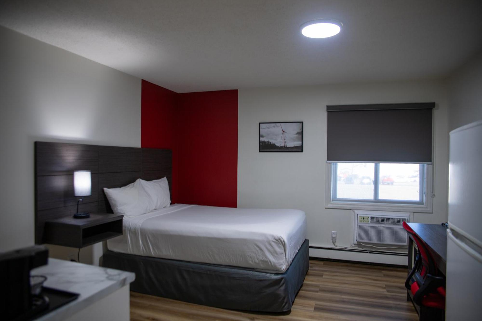 Hotel Ramada By Wyndham Dawson Creek Exteriér fotografie