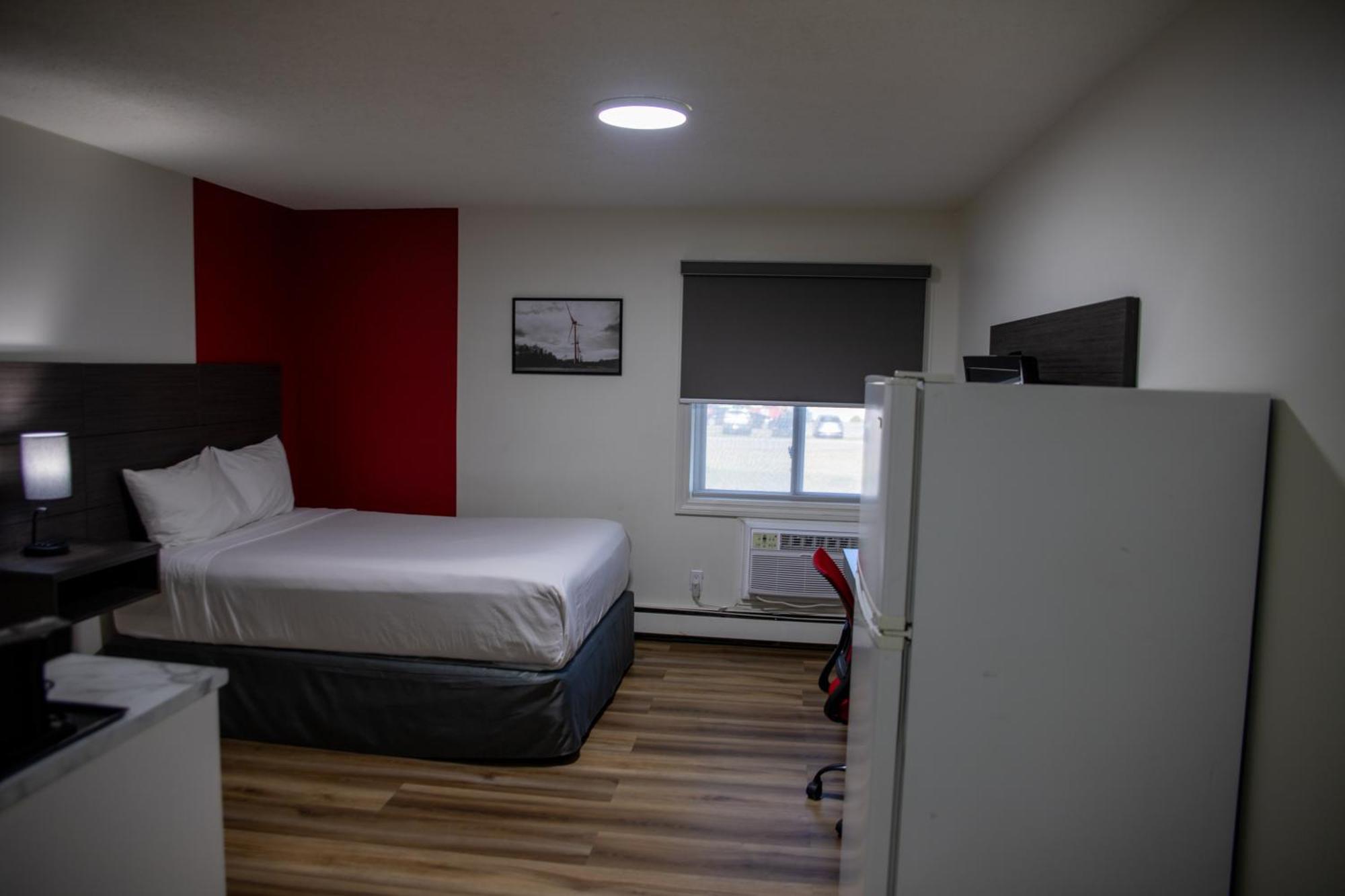 Hotel Ramada By Wyndham Dawson Creek Exteriér fotografie